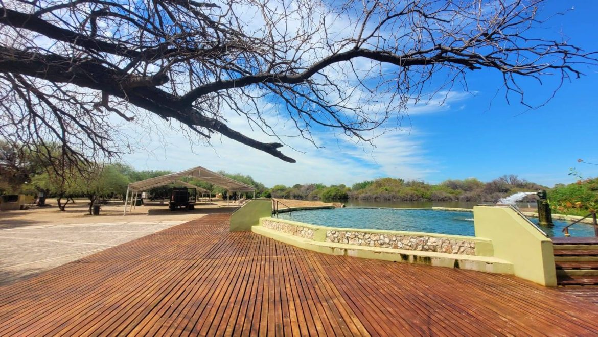 Aguas termales de El Quicho, las únicas termas de la provincia de Córdoba, departamento Cruz del Eje